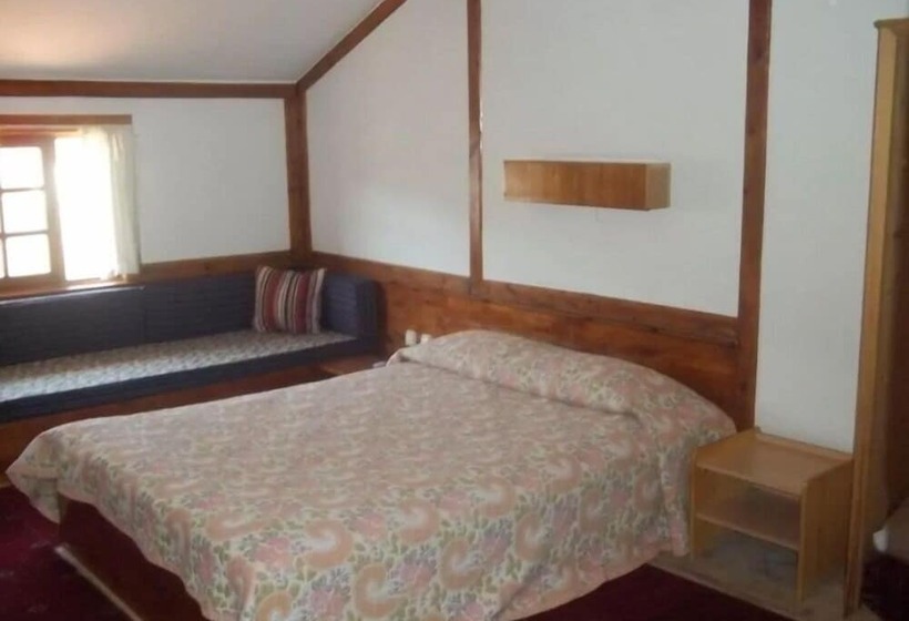 ホテル Yariskasi Konagi