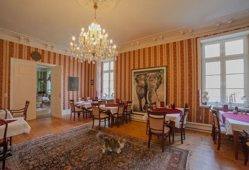 Ostsee Gutshaus Inspektorhaus