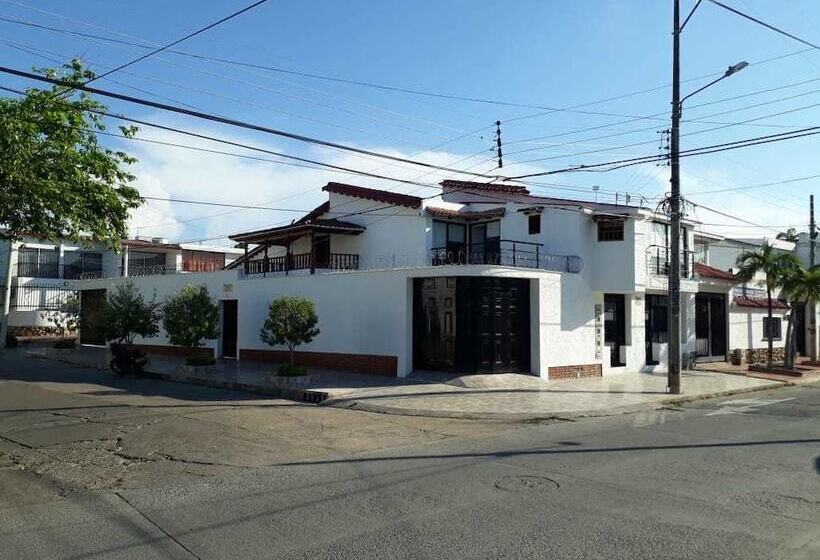 Pension Casona De Los Pinto