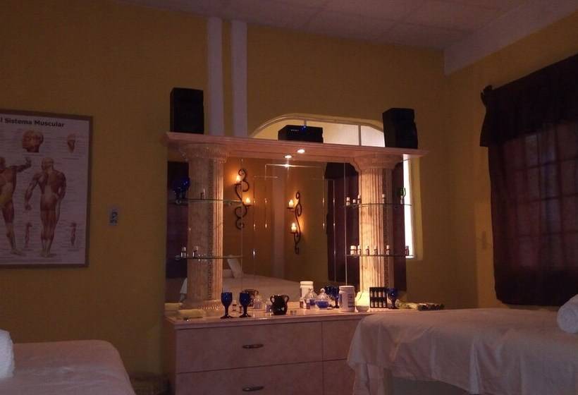 پانسیون Relax House