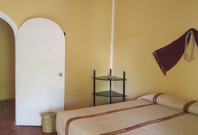 پانسیون Relax House