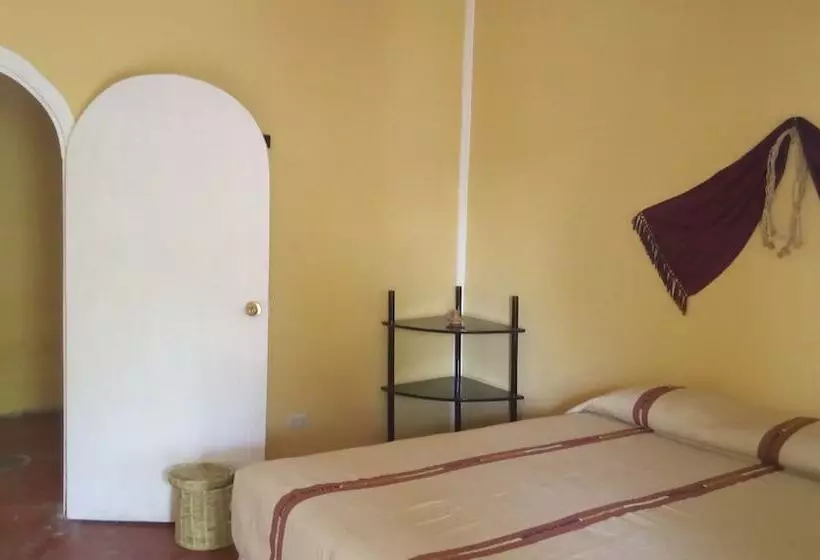 پانسیون Relax House