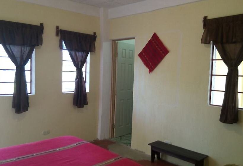 پانسیون Relax House