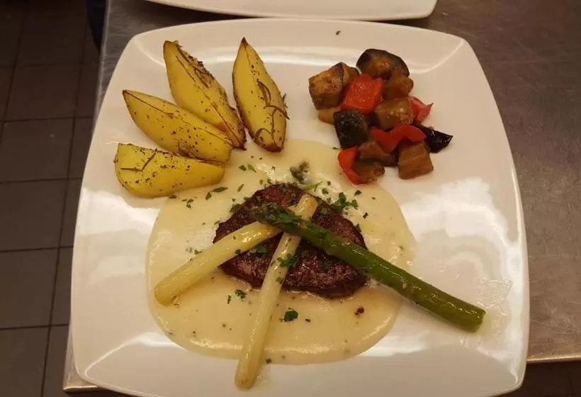 Toscana Restaurant And Bed & Breakfast