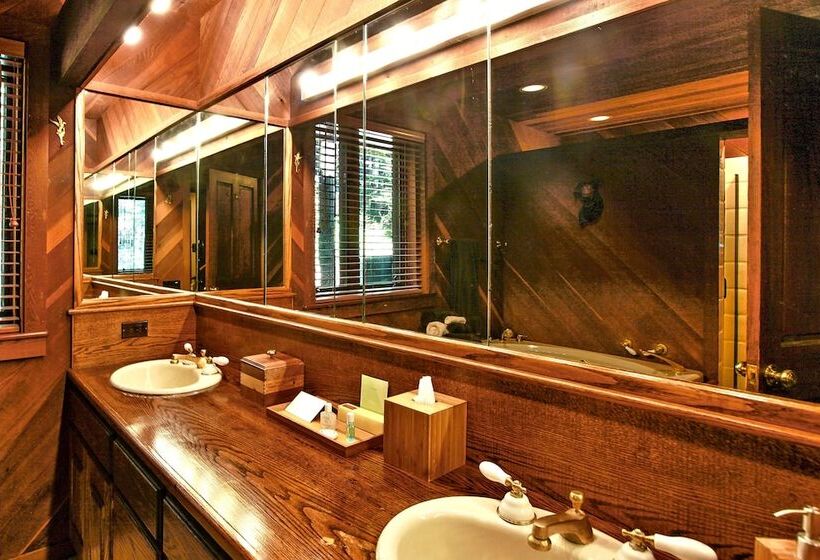 Yosemite Scenic Wonders   Fish Camp Area