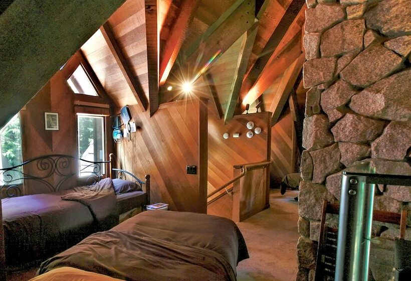 Yosemite Scenic Wonders   Fish Camp Area