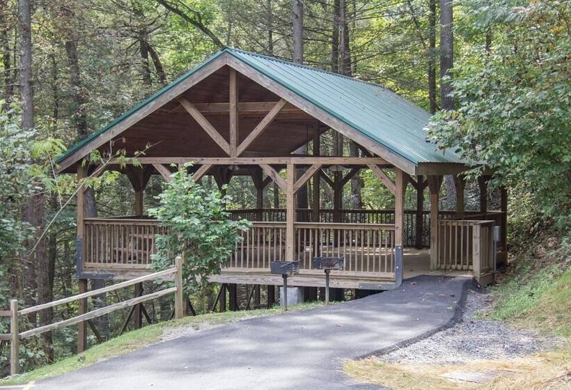 26 Bearfoot Landing 2 Bedroom Cabin By Redawning