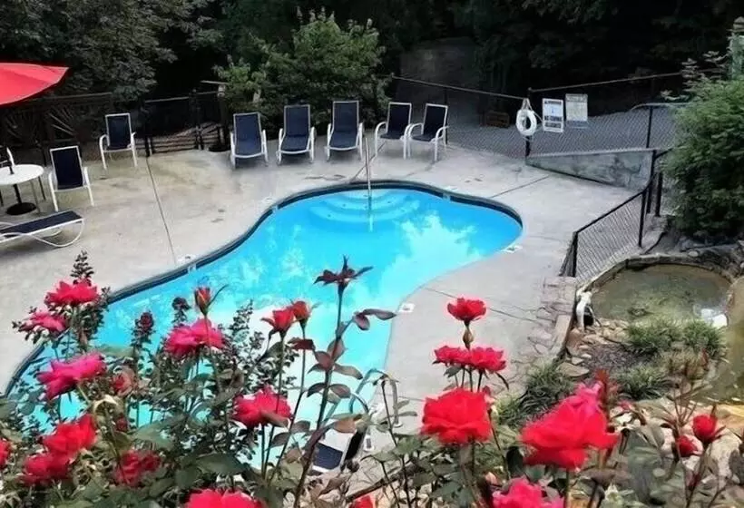 26 Bearfoot Landing 2 Bedroom Cabin By Redawning