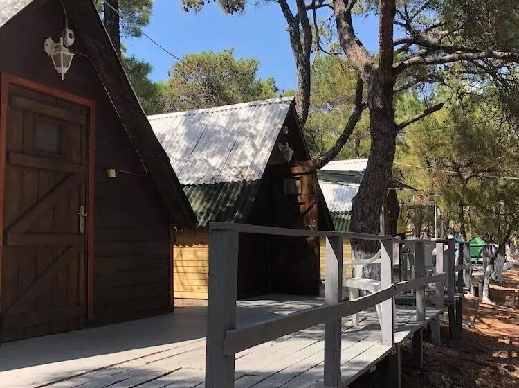 Retkeilymaja Camlik Kamping