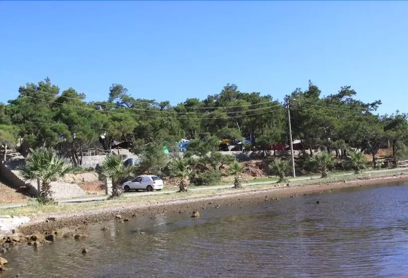 Retkeilymaja Camlik Kamping
