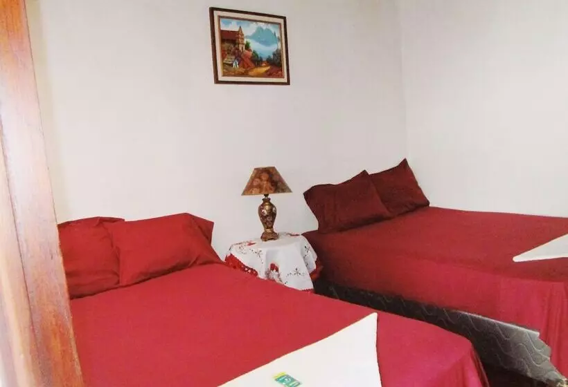Casa Hostel El Empedrado