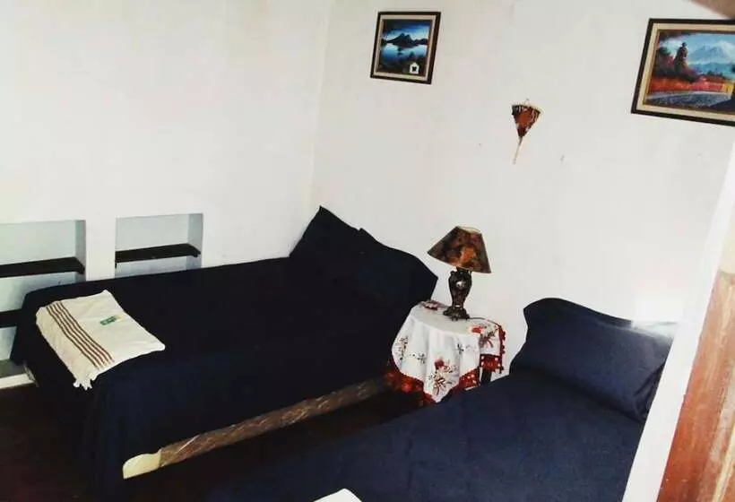 Casa Hostel El Empedrado