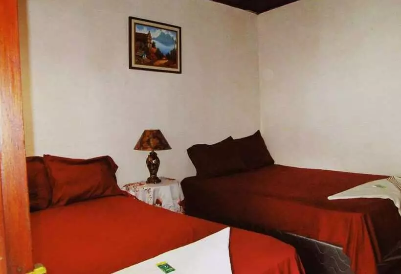 Casa Hostel El Empedrado