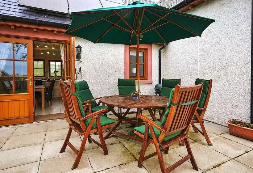 Hazel Lodge