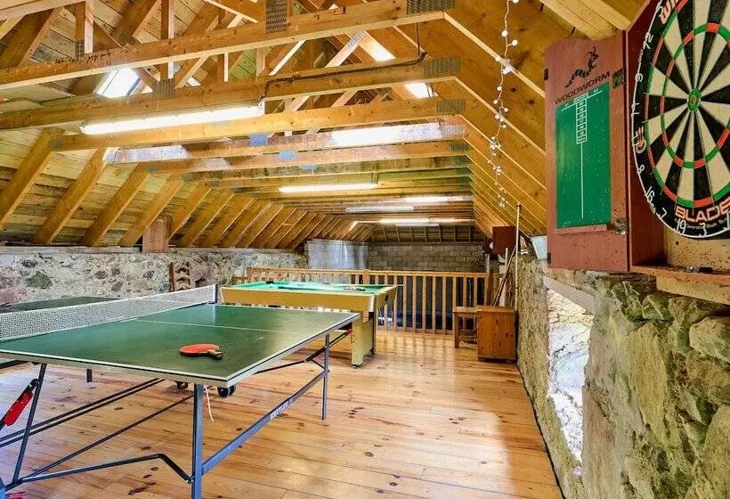 Hazel Lodge