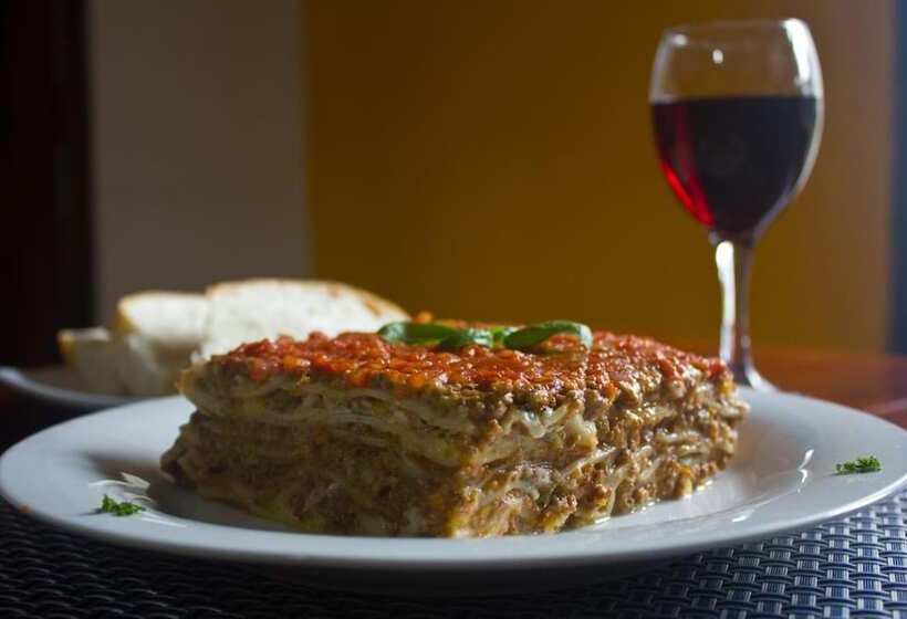 Hostal La Vieja Panaderia & Ristorant