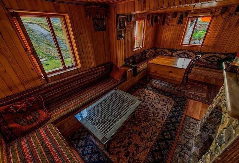 فندق Avusor Simge Pansiyon