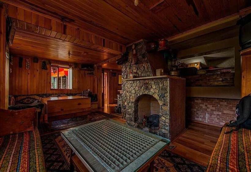 فندق Avusor Simge Pansiyon