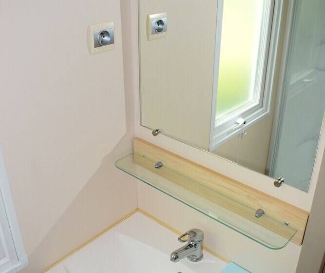 ホテル Camping Le Val D Herault