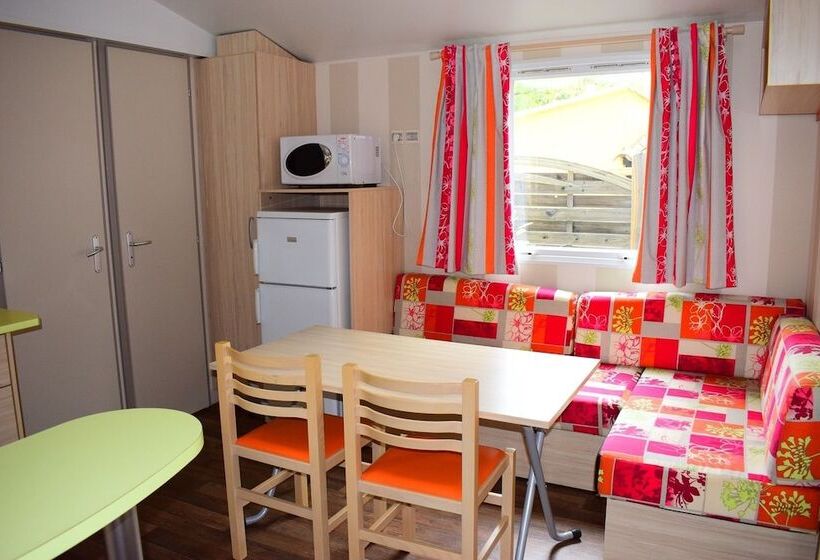 ホテル Camping Le Val D Herault