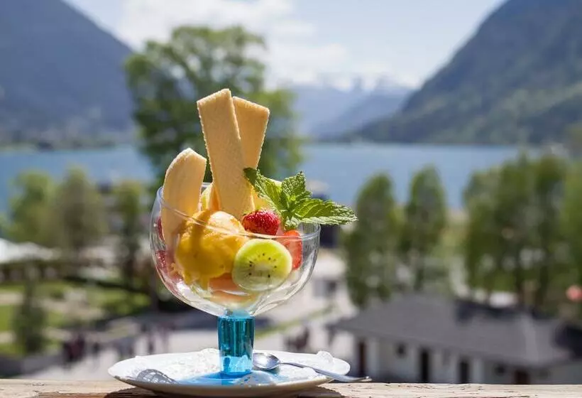 Christina   Ihr Kleinstes 4 Hotel Am Achensee