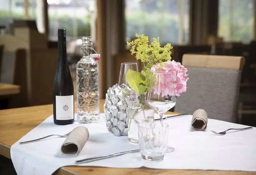 Christina   Ihr Kleinstes 4 Hotel Am Achensee