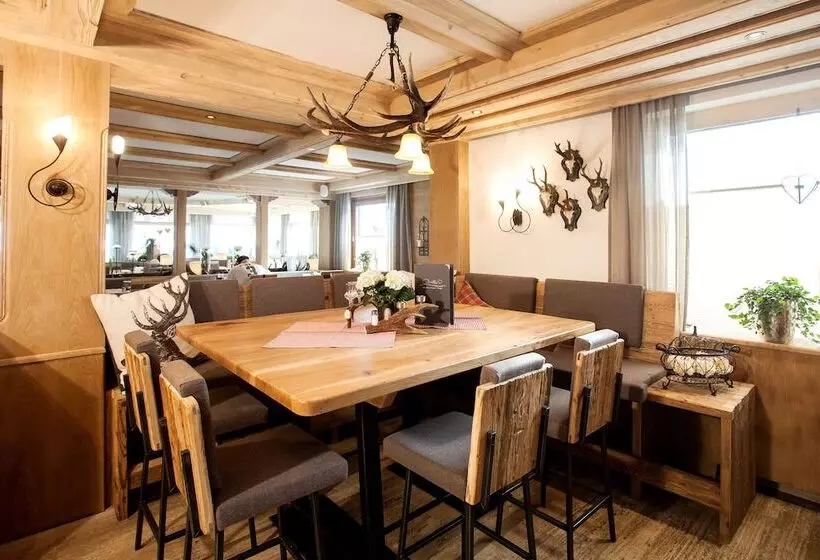 Christina   Ihr Kleinstes 4 Hotel Am Achensee