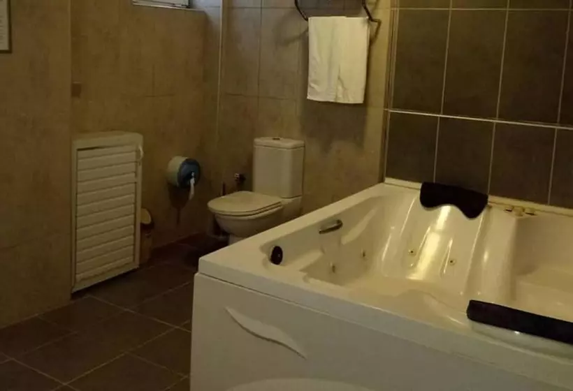 ホテル Kirkgecit Thermal