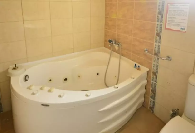 ホテル Kirkgecit Thermal