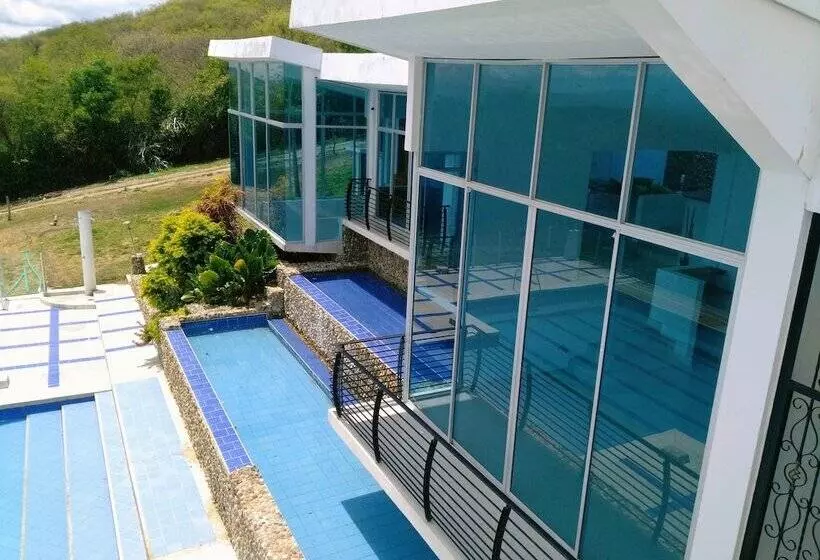 Hotelli La Montaña Girardot