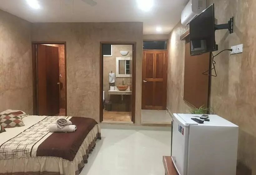 هتل Mi Viejo Chit