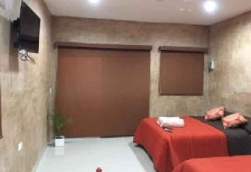 Szálloda Mi Viejo Chit