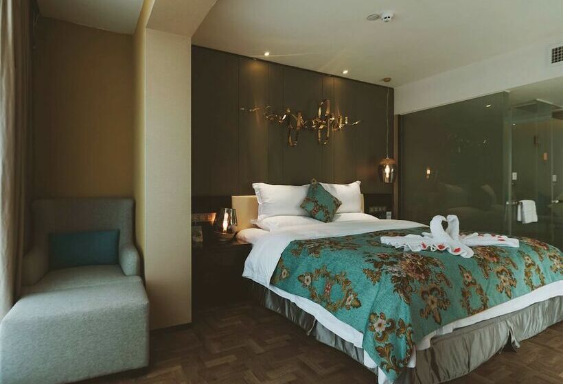 Tulip Inn Huaxi Hotel   Guiyang