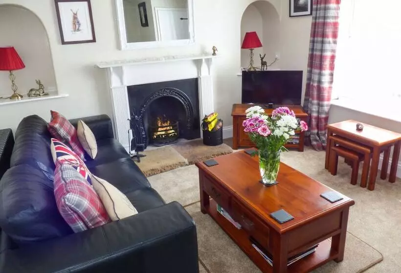 Lockton Cottage