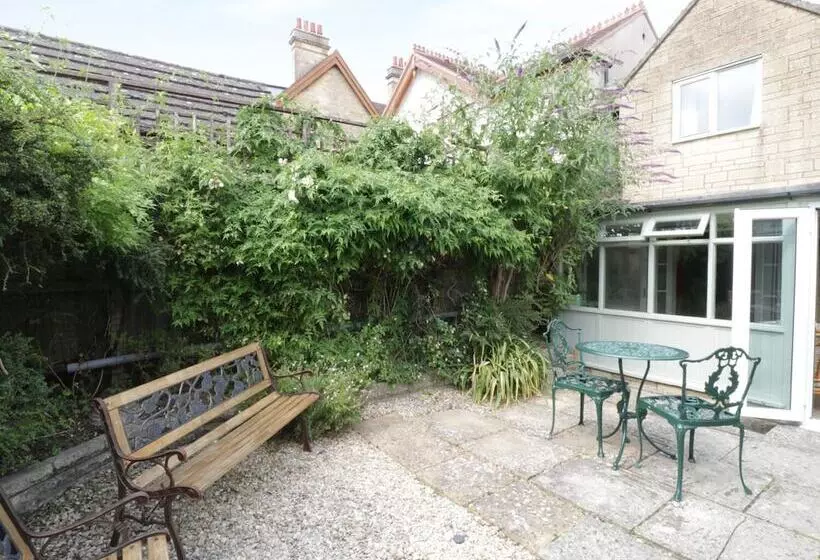 Mouse Hole Cottage