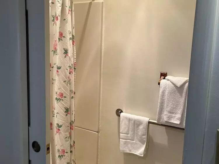 Majatalo At The White House