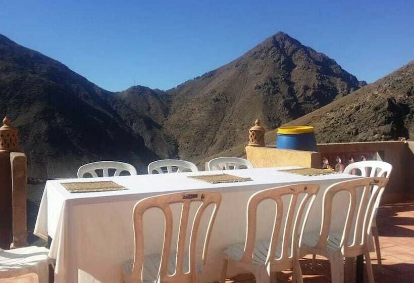 بنسيون Dar Tanzought