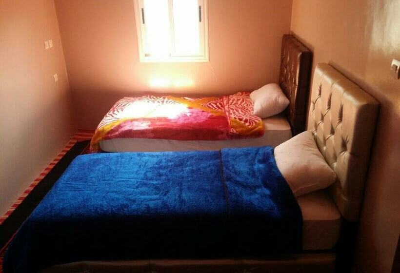 بنسيون Dar Tanzought