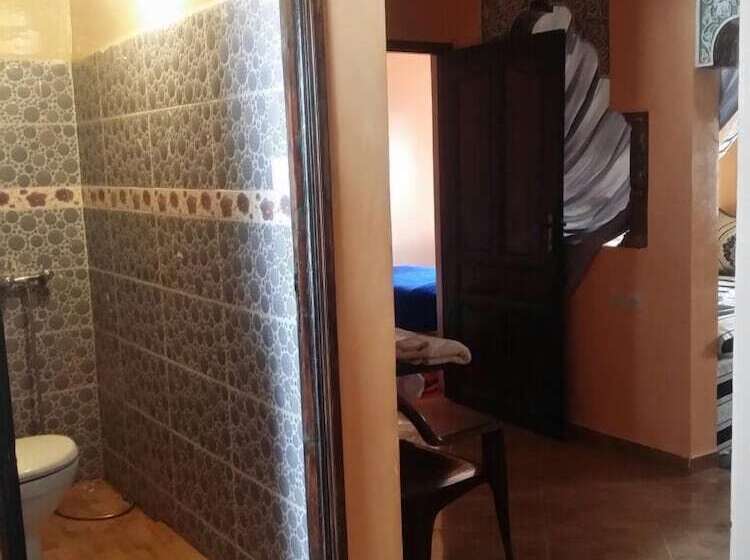 بنسيون Dar Tanzought