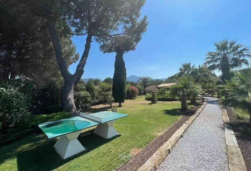 Majatalo Chambres D Hôtes & Spa Mas Dels Esquirols