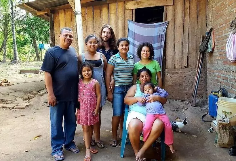 Majatalo Rosa's Lake Cabins
