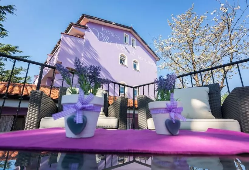 Majatalo Villa Sandi   Free Parking