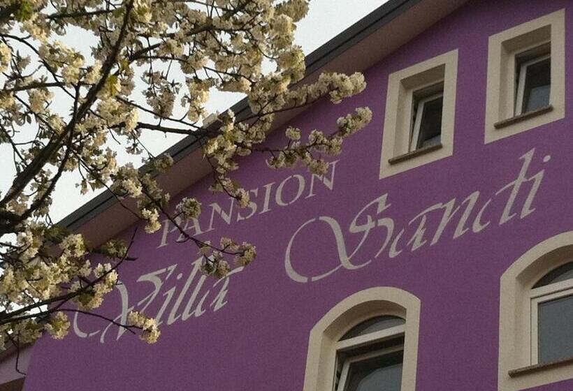 بنسيون Villa Sandi Free Parking