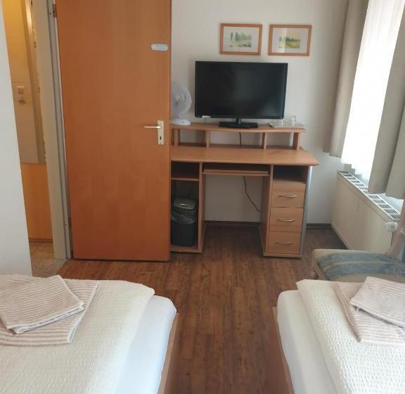 Отель Am Freihafen