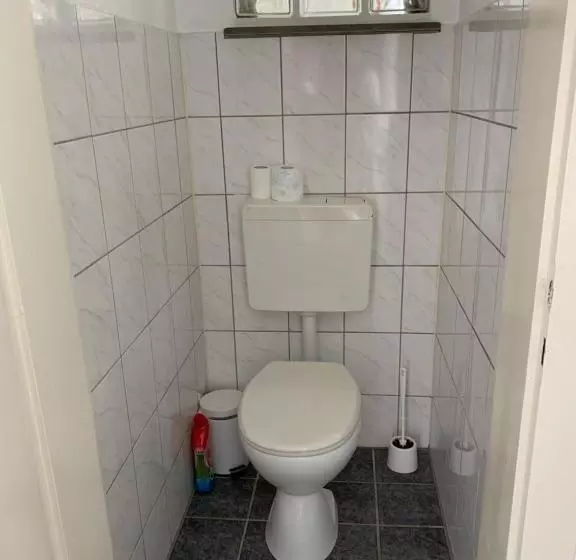 בית מלון כפרי Am Freihafen