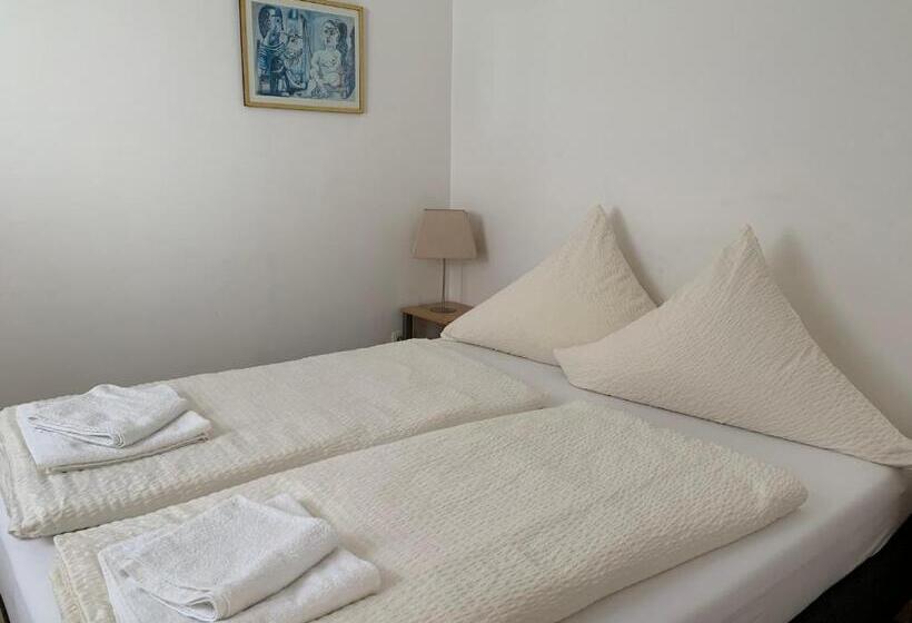 Отель Am Freihafen