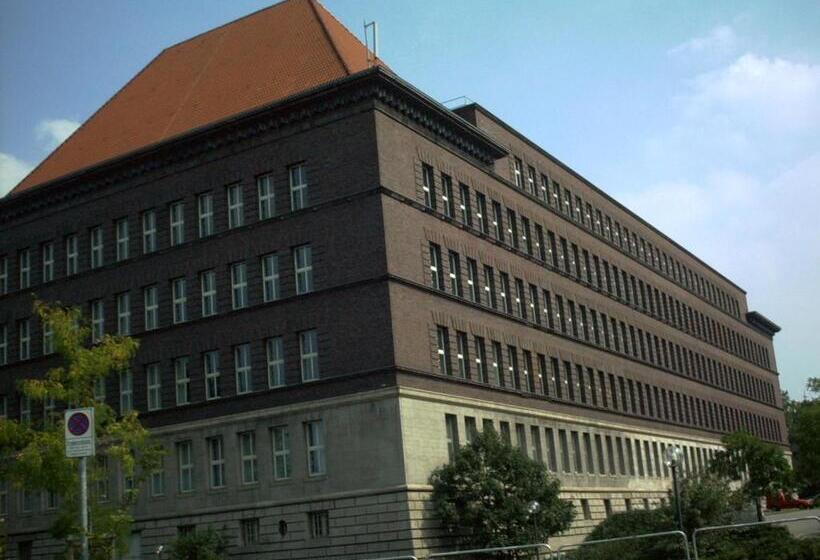 Отель Am Freihafen