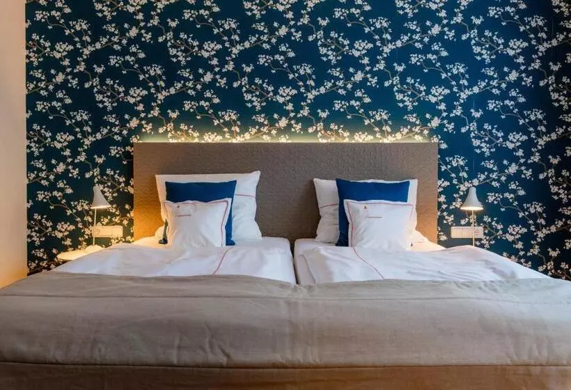 Отель Am Torturm