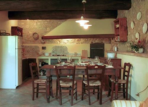 Отель Borgo Le Mascie