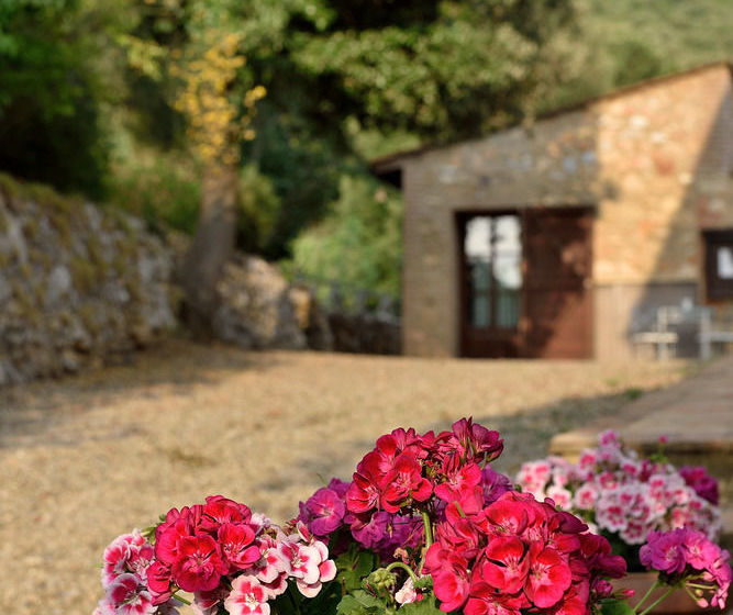 Отель Borgo Le Mascie